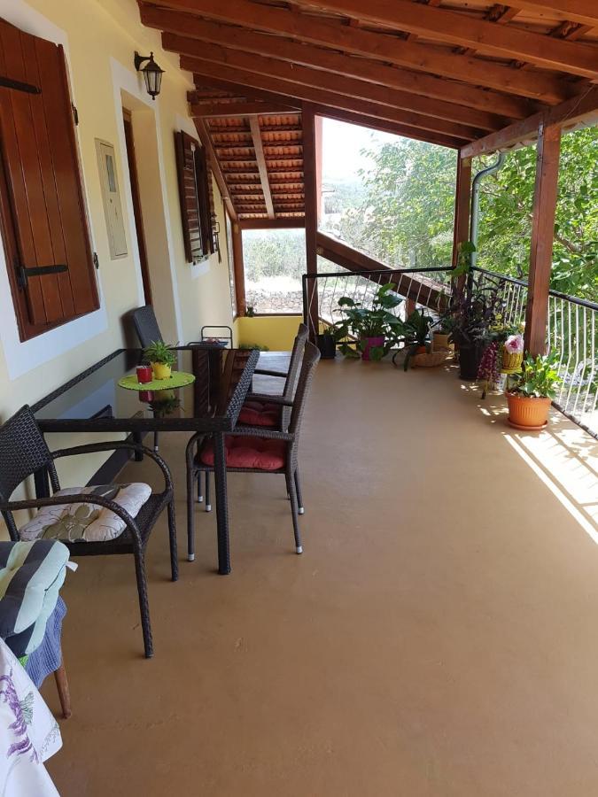Apartmani Corleone Bilice Esterno foto