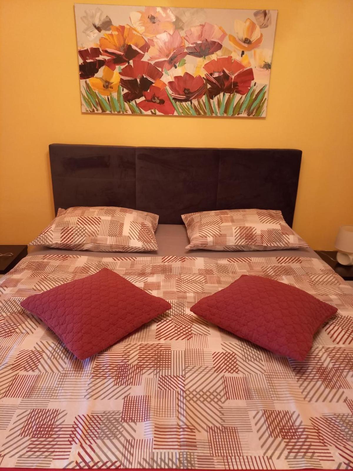 Apartmani Corleone Bilice Esterno foto