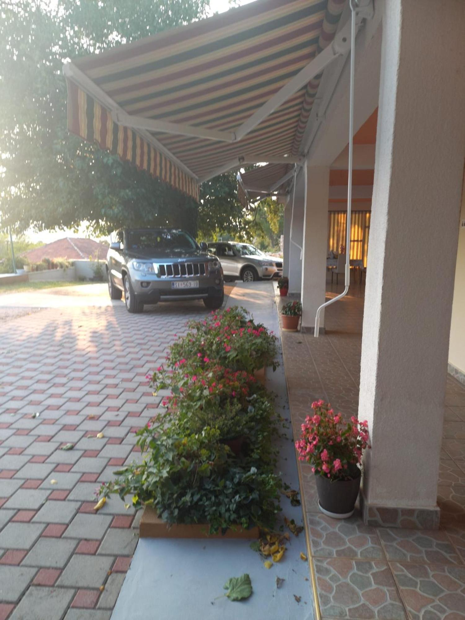 Apartmani Corleone Bilice Esterno foto