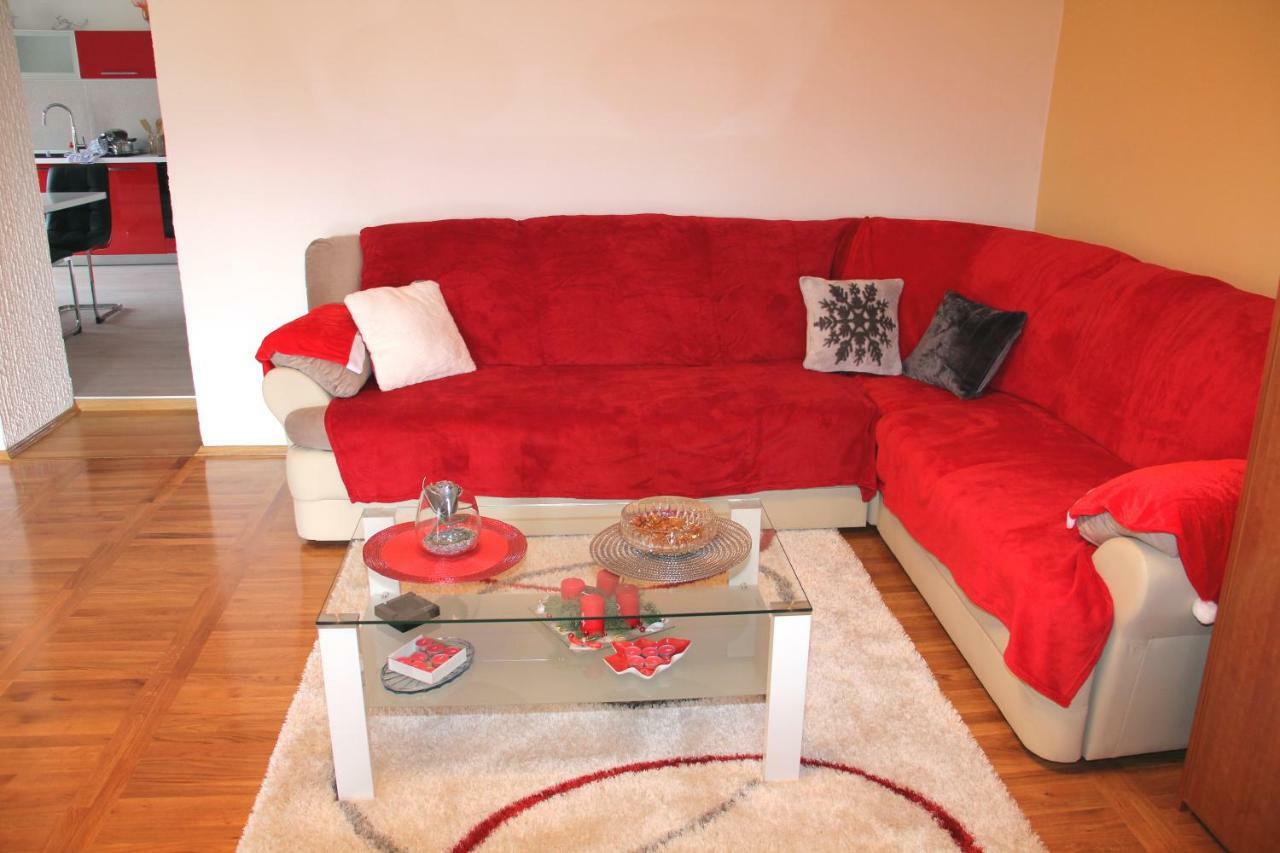 Apartmani Corleone Bilice Esterno foto