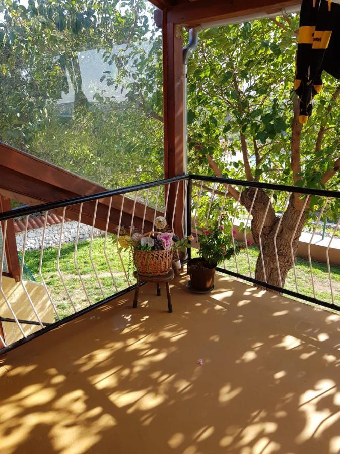 Apartmani Corleone Bilice Esterno foto